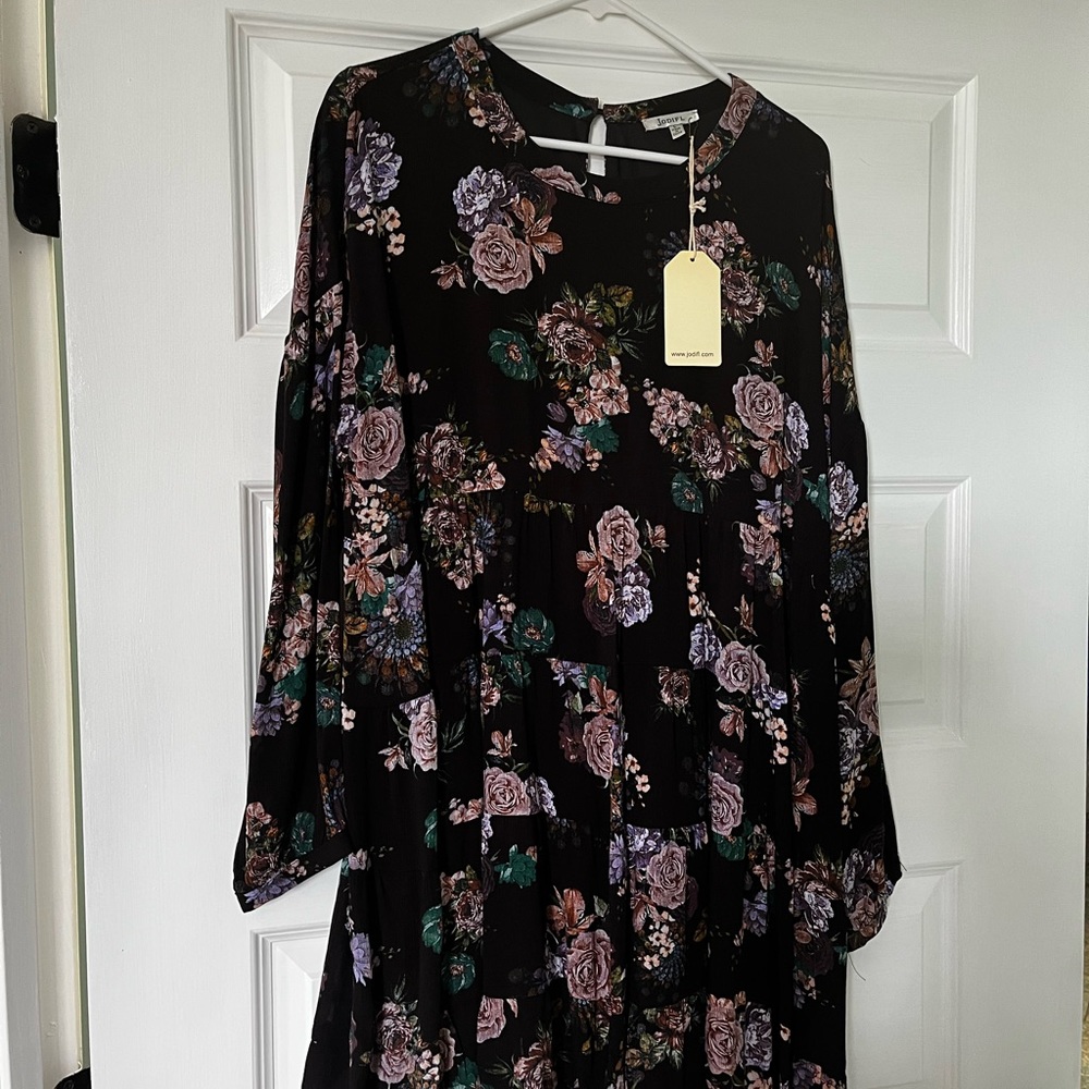 Black Floral Print Short Babydoll Dress With Keyhole Back